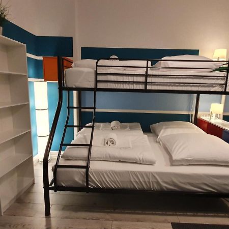 Central Lichtenberger Apartment For 6 People برلين المظهر الخارجي الصورة