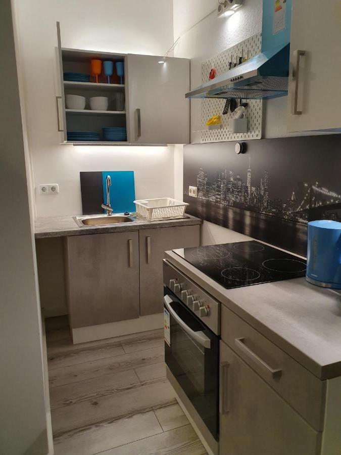 Central Lichtenberger Apartment For 6 People برلين المظهر الخارجي الصورة