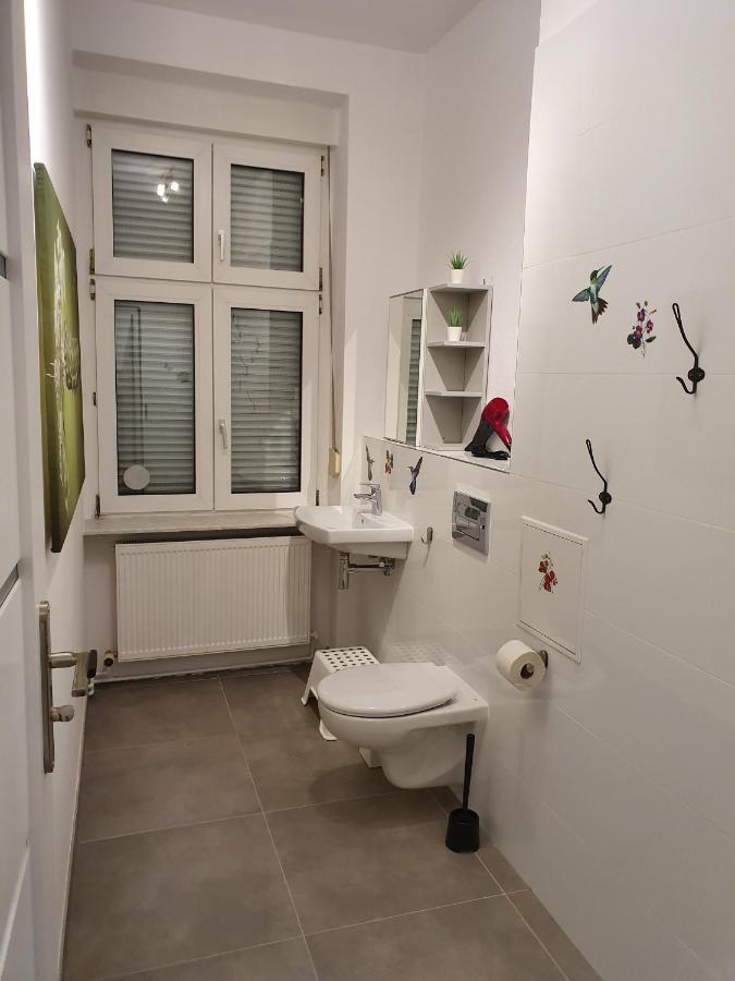Central Lichtenberger Apartment For 6 People برلين المظهر الخارجي الصورة