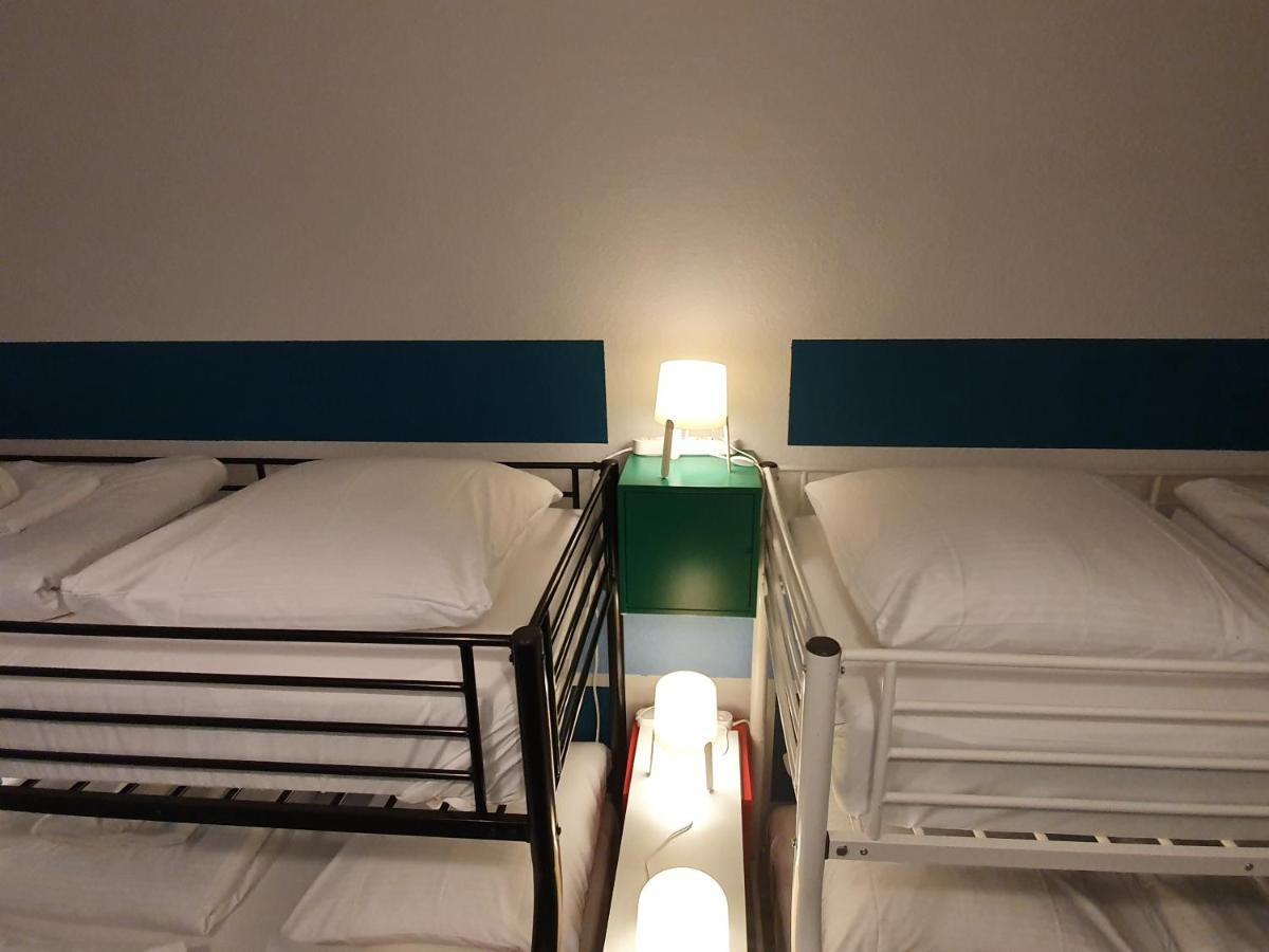 Central Lichtenberger Apartment For 6 People برلين المظهر الخارجي الصورة